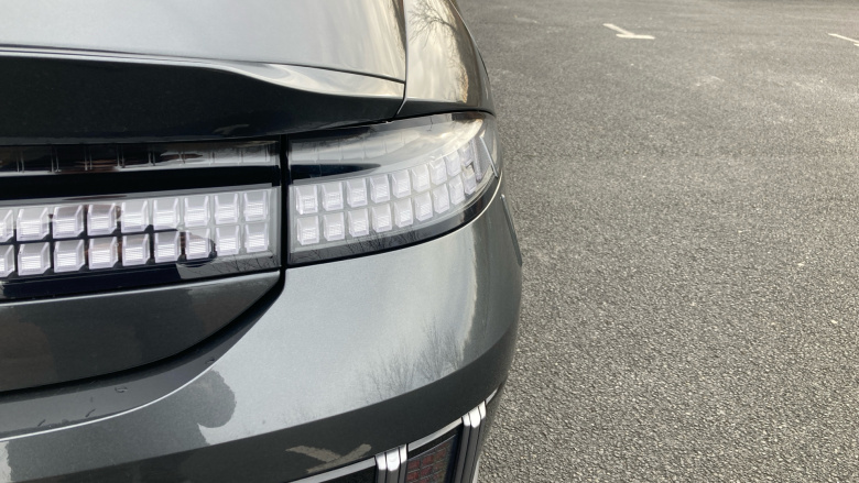 Hyundai IONIQ 6 168kW Ultimate 77kWh 4dr Auto Electric Saloon